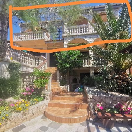 Apartman Ankica วีร์ ภายนอก รูปภาพ