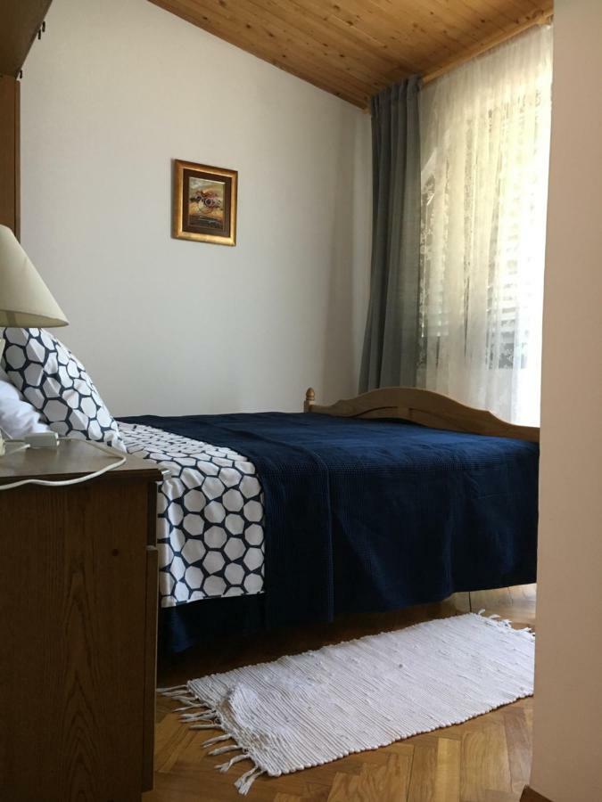 Apartman Ankica วีร์ ภายนอก รูปภาพ
